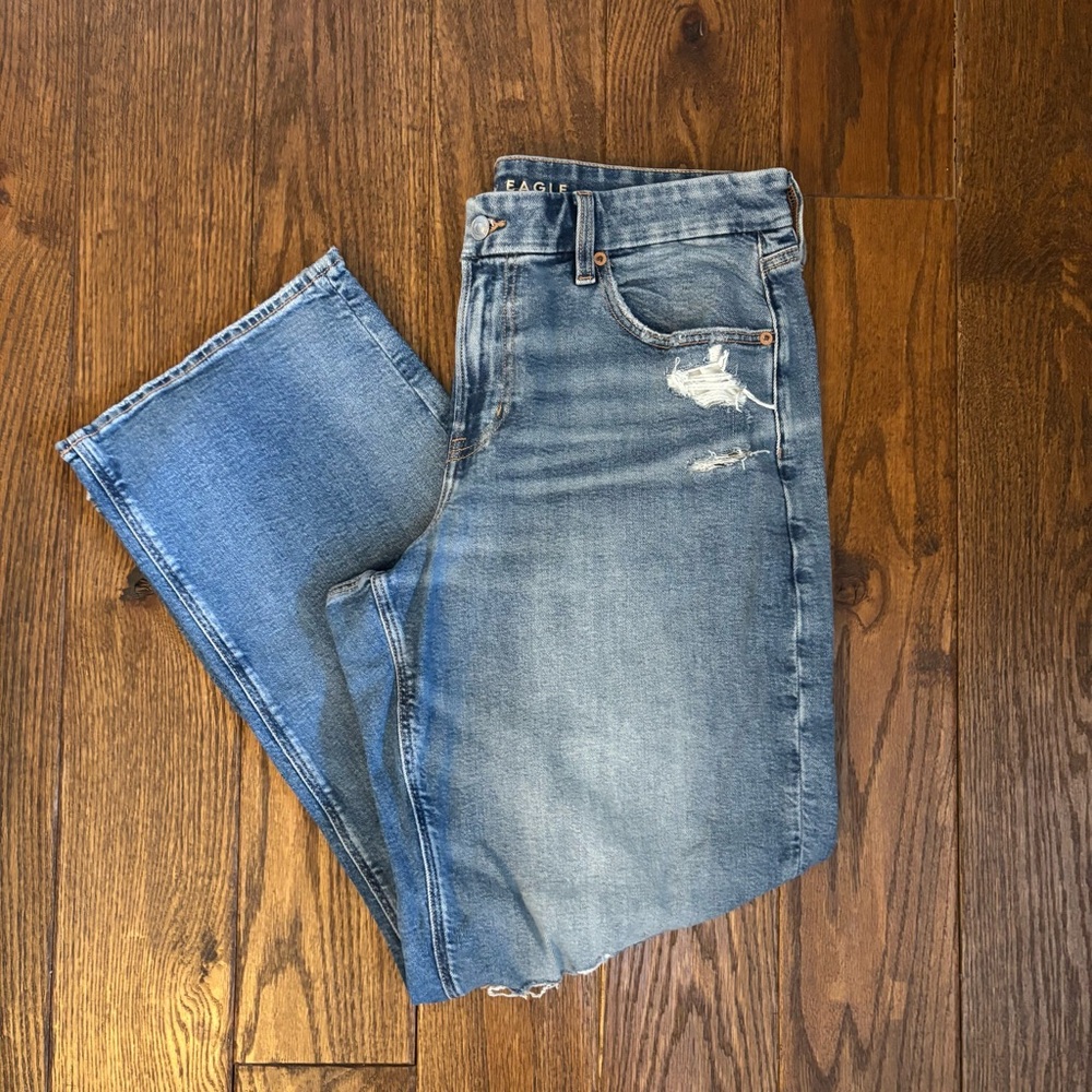 American Eagle Outfitters Light Blue Denim Jeans